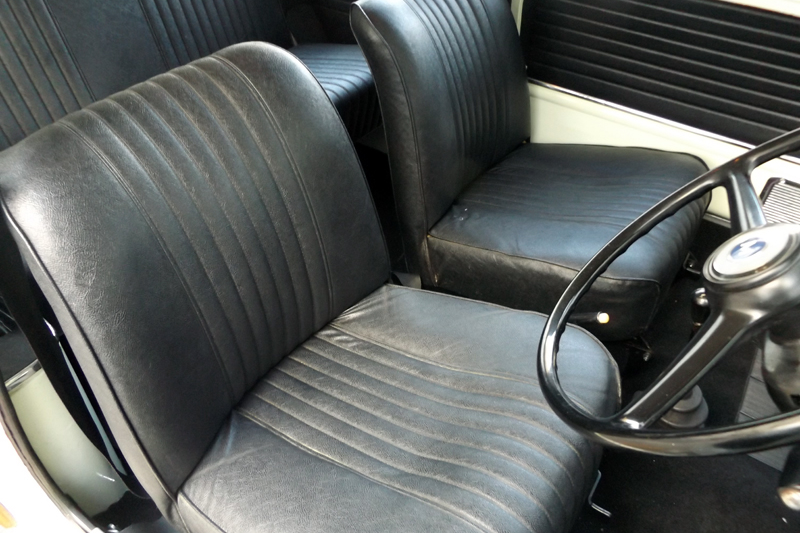 中古車販売：モーリスマークⅡトラベラー